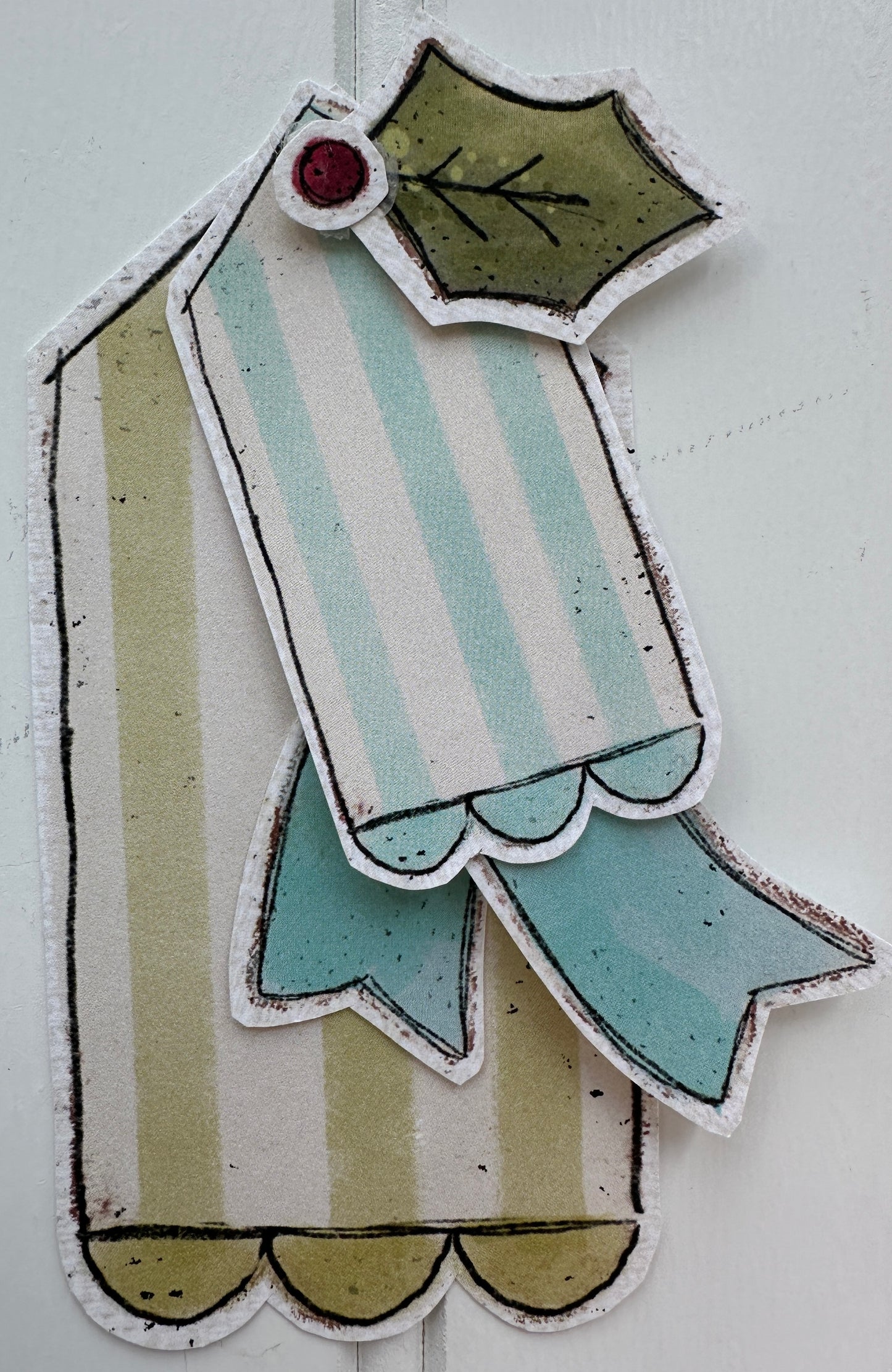 CCO 1027 Card Cut Out 1027 Sea Foam Scalloped Tag