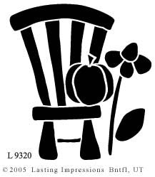 L9320 - CHAIR W/PUMPKIN