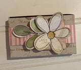 ********Hershey's Miniatures Tiny Box - Rose Garden